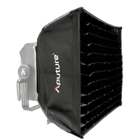 Aputure Nova P300c Softbox 1