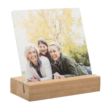 4x4 Metal Desk Print
