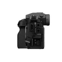 Fujifilm X-H2 Mirrorless Camera with XF 16-80mm F4 OIS WR Lens 11