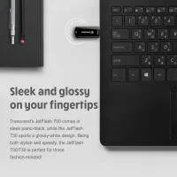 Transcend 16GB JetFlash 700 USB 3.1 Gen 1 Flash Drive 5