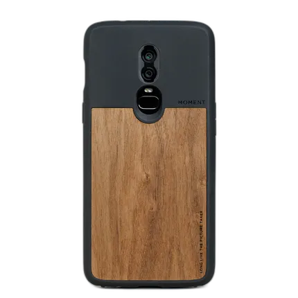 Moment OnePlus 6 Case (Walnut Wood)