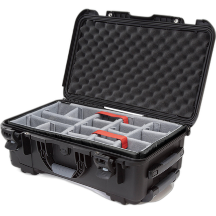 NANUK 935 - Black / Padded Divider