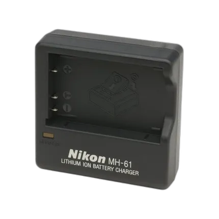 Nikon MH-61 Battery Charger for Select Nikon Cameras