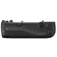 Nikon MB-D18 Multi-Power Battery Pack for D850 1