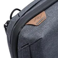 Peak Design Tech Pouch Charcoal Gray 10