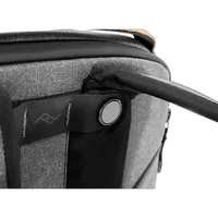 Peak Design Everyday Backpack 20L v2 - Charcoal 6