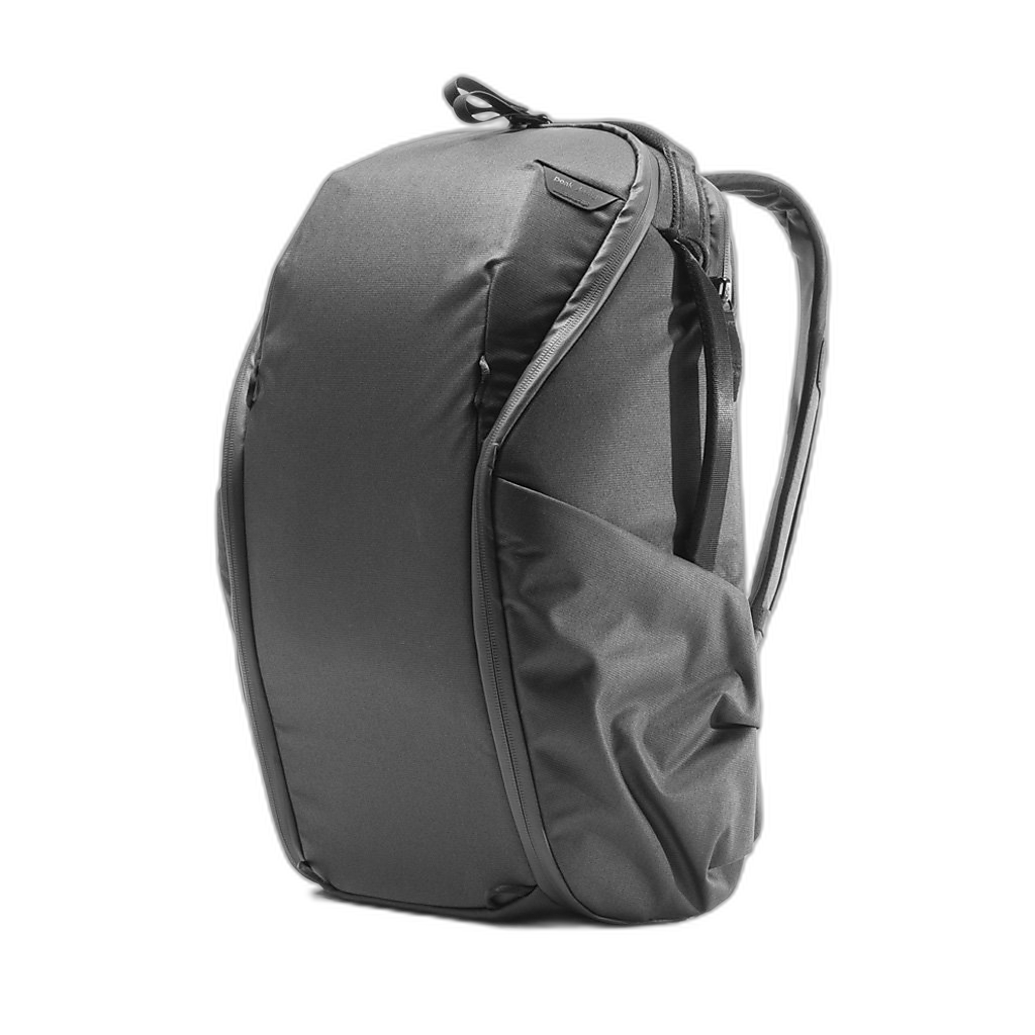 Peak Design Everyday Backpack 20L Zip quick-access zippers