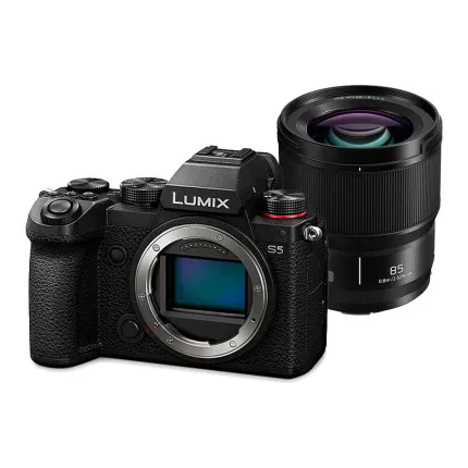 Panasonic LUMIX S5 Full Frame Mirrorless Camera with 85mm Lens