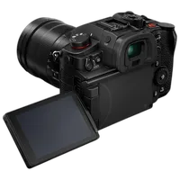 Panasonic LUMIX GH7 Mirrorless Came with 12-60mm Lens 5