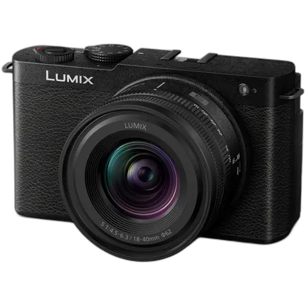 Panasonic LUMIX S9 Mirrorless Camera with 18-40mm Lens - Black