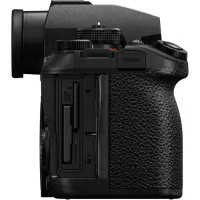 Panasonic Lumix S1II with 24-60mm f/2.8 Lens Kit 6