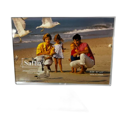 Saflin Single Acrylic Horizontal Pedestal Frame (4x6in)