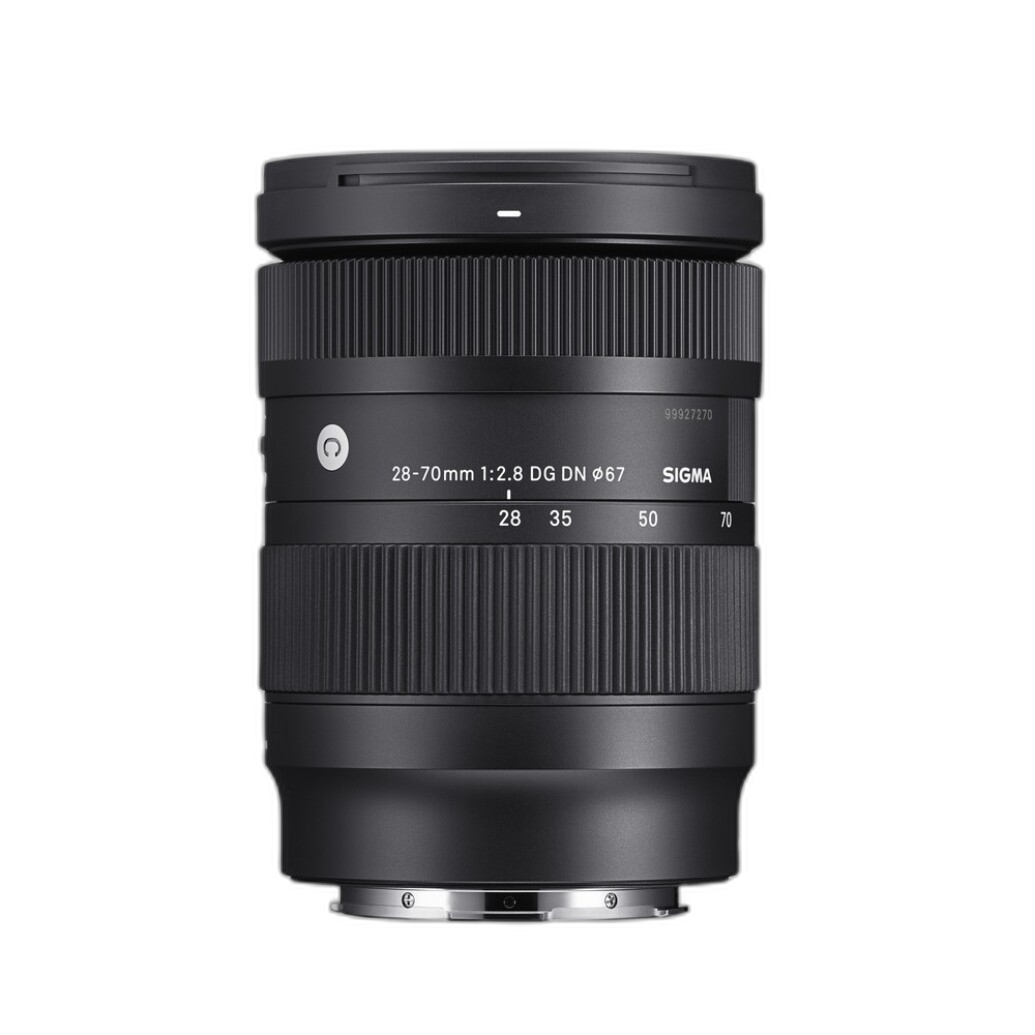 Sigma 28-70mm f/2.8 Contemporary DG DN Lens detail for Sony E