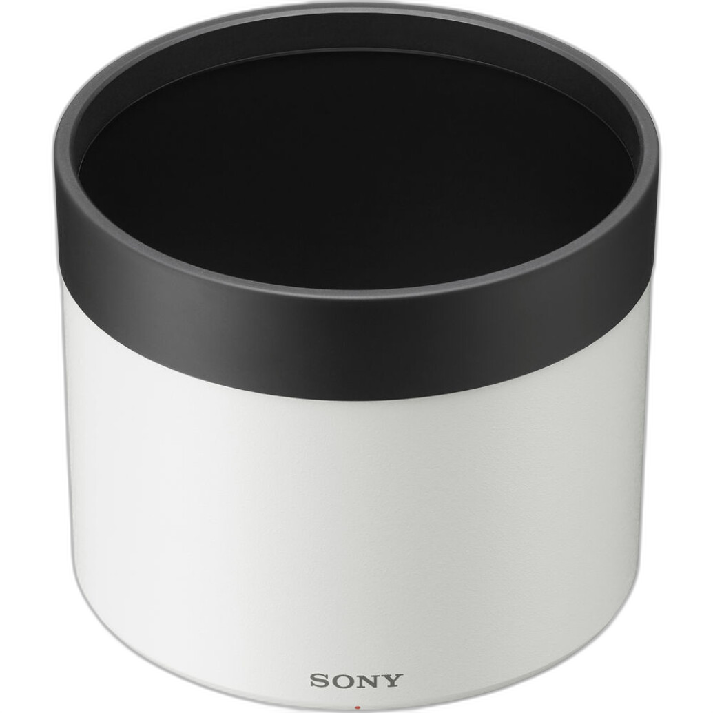 Sony FE 200-600mm f/5.6-6.3 G OSS lens