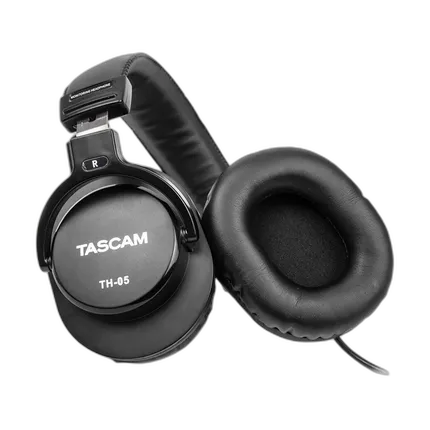 Tascam TH-05 Monitoring Headphones
