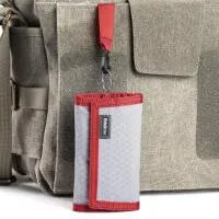 Think Tank Cards n Power Red (Holds 4SD or 2Cfexpress and 2 DSLR Batt) 4