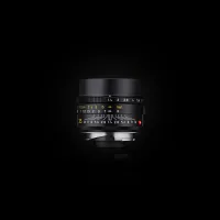 Used Leica Summilux-M 35mm f/1.4 ASPH. Lens (Black, 2022 Version) - Excellen 4