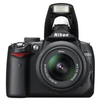 Used Nikon D5000 w/ 18-55mm Lens Kit - Excellent 6