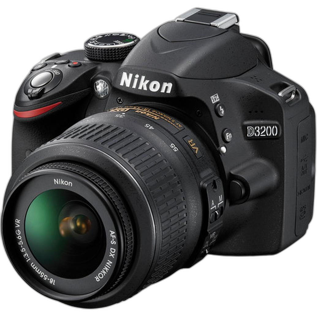 Used Nikon D3200 DSLR with 18-55mm VR Lens for sharp landscape photography