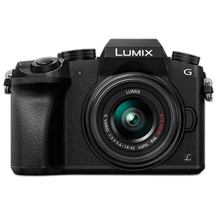 Used Panasonic LUMIX G7 w/ 14-42mm (Black) - Excellent