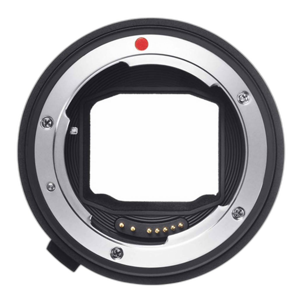 Sigma MC-11 adapter with cap