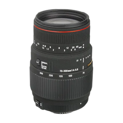 Used Sigma 70-300MM F/4-5.6 D APO Macro for Nikon F - Excellent