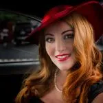 Mastering Portrait Lighting: Lighting Patterns and Shapers (Session 5) 8