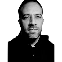 NJCS: Capturing Portraits with Your iPhone 3