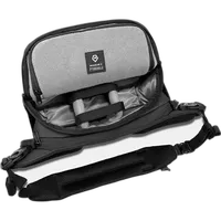 Wandrd Rogue Sling 6L V2 (Black) 1
