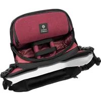 Wandrd ROGUE Sling 6L Rhone Burgundy 1