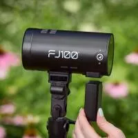 Westcott FJ100 Touchscreen Off-Camera Strobe with FJ Mini AC/DC Battery 5
